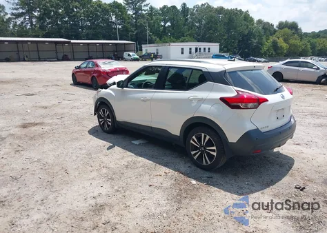 2020 Nissan Kicks Sv Xtronic Cvt из США, поврежденный, VIN 3N1CP5CV0LL546921
